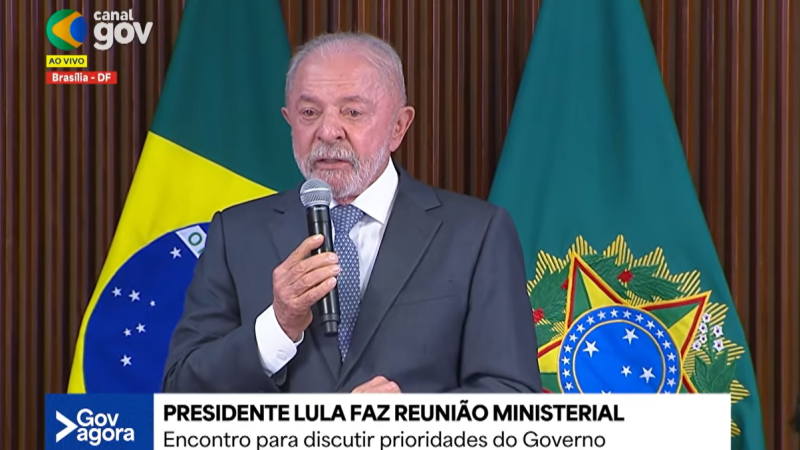 Presidente Lula comanda reunião ministerial nesta quarta-feira (3). Acompanhe