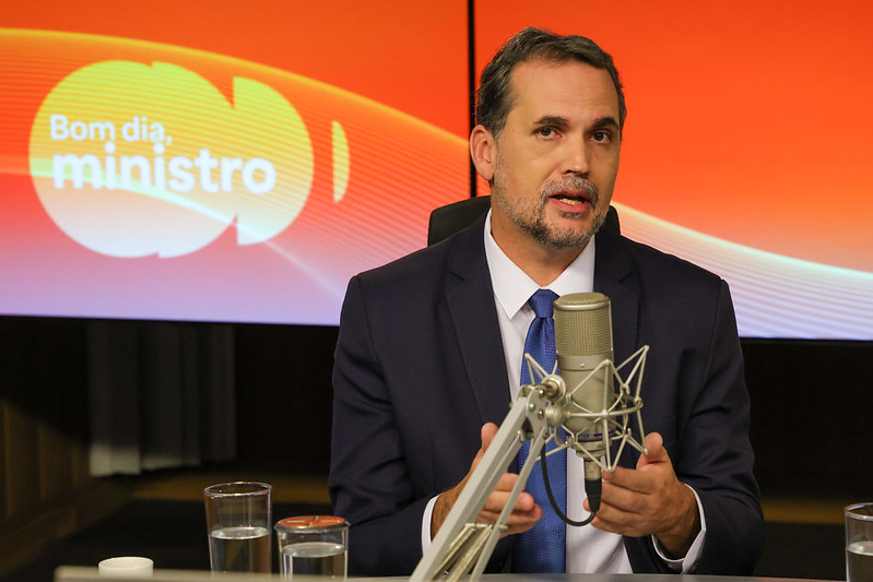 Orçamento e regime fiscal devem servir também à população, afirma ministro do Planejamento