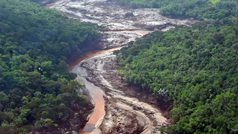 Governo do Brasil inicia nova etapa de monitoramento da água no Rio Doce