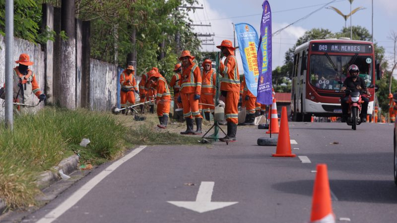Prefeitura recolhe quase 250 toneladas de resíduos em dois dias de operação nos principais corredores viários de Manaus