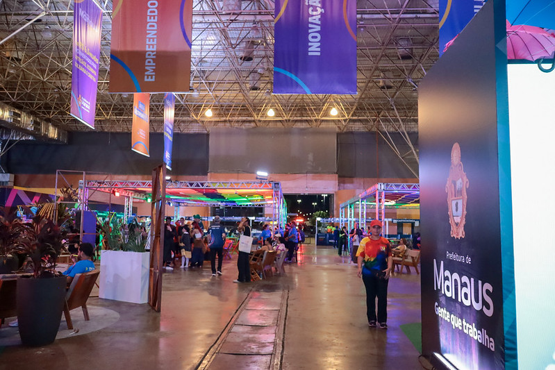 Prefeitura de Manaus encerra 1ª ‘Expo Manaus Conecta’ integrando trabalho, empreendedorismo, inovação e show nacional de Gabi Melim