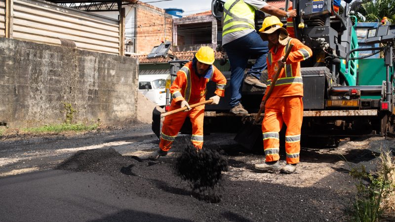 Prefeitura de Manaus avança em projeto de recapeamento que vai transformar cerca de 30 ruas no parque Rio Solimões