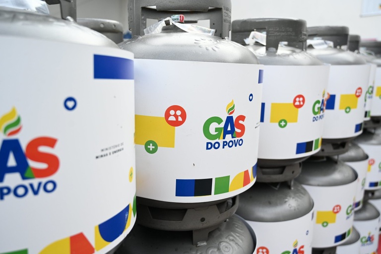 Gás do Povo atinge cobertura de 100% do público-alvo em todo o Brasil
