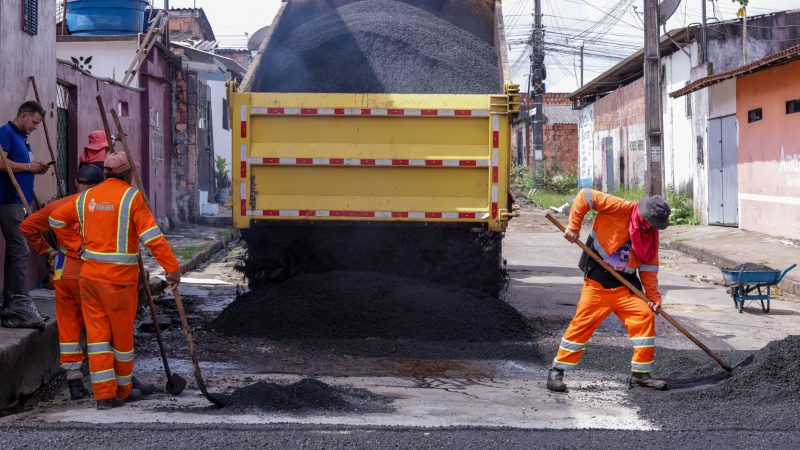 Prefeitura de Manaus leva serviços de infraestrutura, saúde e assistência social ao bairro Santa Etelvina neste sábado