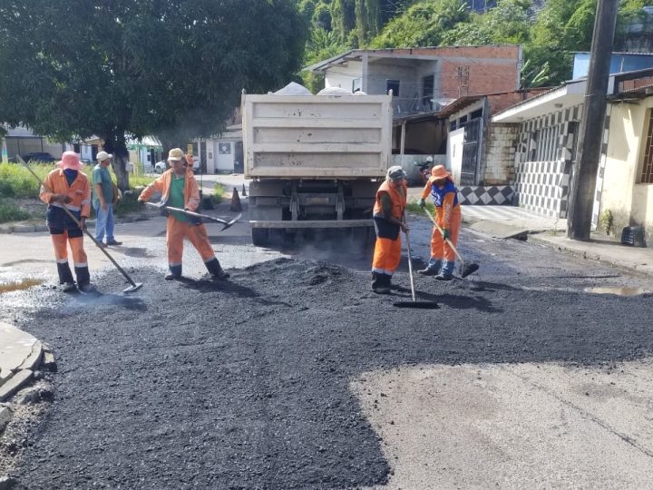 Prefeitura de Manaus fortalece infraestrutura no conjunto Riacho Doce com recuperação asfáltica e mais mobilidade para moradores