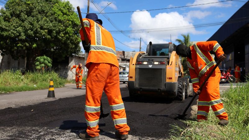 Prefeitura de Manaus intensifica operação ‘Tapa-Buracos’ e reforça recuperação da malha viária na zona Norte