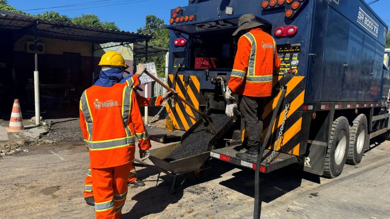 Prefeitura de Manaus moderniza manutenção viária com tecnologia TBR e intensifica recuperação asfáltica no Monte das Oliveiras
