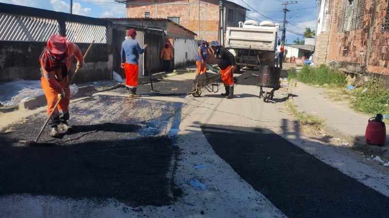 Prefeitura de Manaus intensifica manutenção asfáltica e leva mais segurança viária ao bairro Gilberto Mestrinho