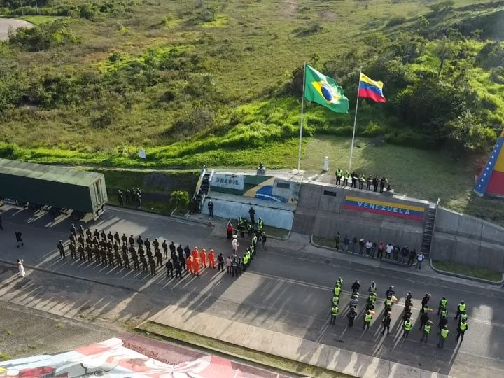 Ajuda humanitária da Prefeitura de Manaus chega à fronteira e começa a ser distribuída na Venezuela