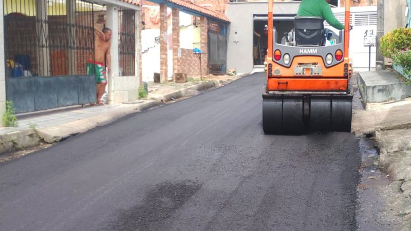 Prefeitura de Manaus avança com recapeamento no bairro Parque 10 e fortalece mobilidade na zona Centro-Sul