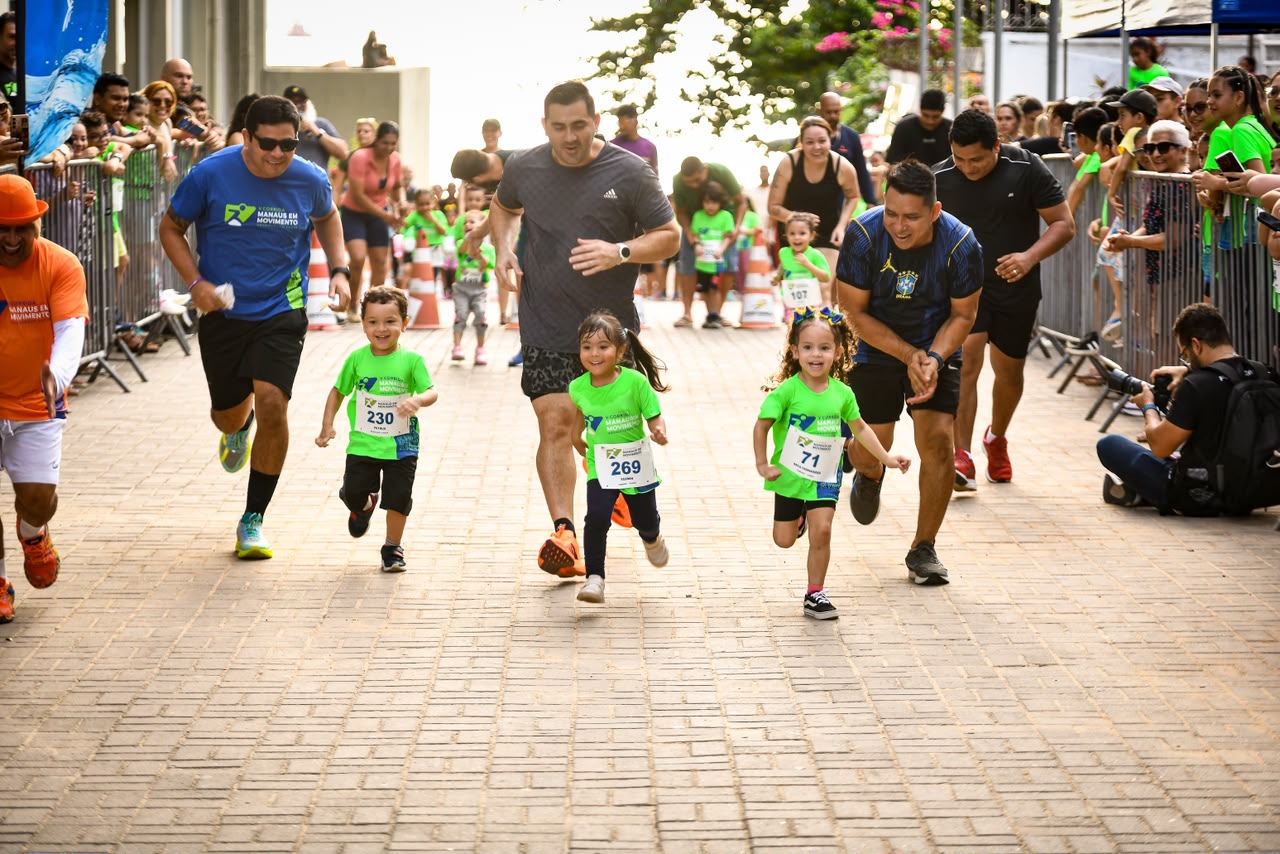 Crianças participam da 5ª corrida de rua ‘Manaus em Movimento’ para promoção da saúde