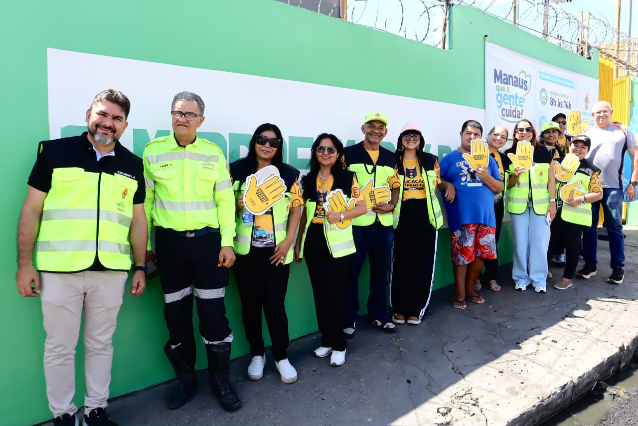 Prefeitura leva ações de mobilidade durante programa ‘Manaus que a Gente Cuida’ no Colônia Terra Nova