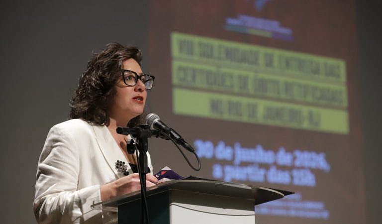 Governo entrega mais 25 certidões de óbito retificadas a familiares de vítimas da ditadura militar