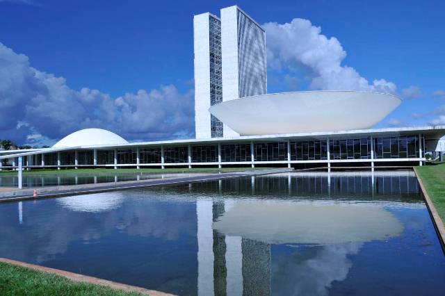 Ipea lança livro que analisa a trajetória recente das emendas parlamentares