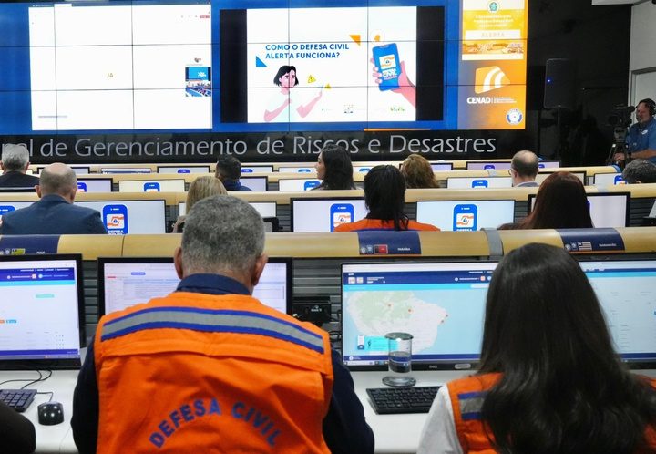 A partir da região Sul, Defesa Civil Alerta passa a ser enviado por tecnologia VPN