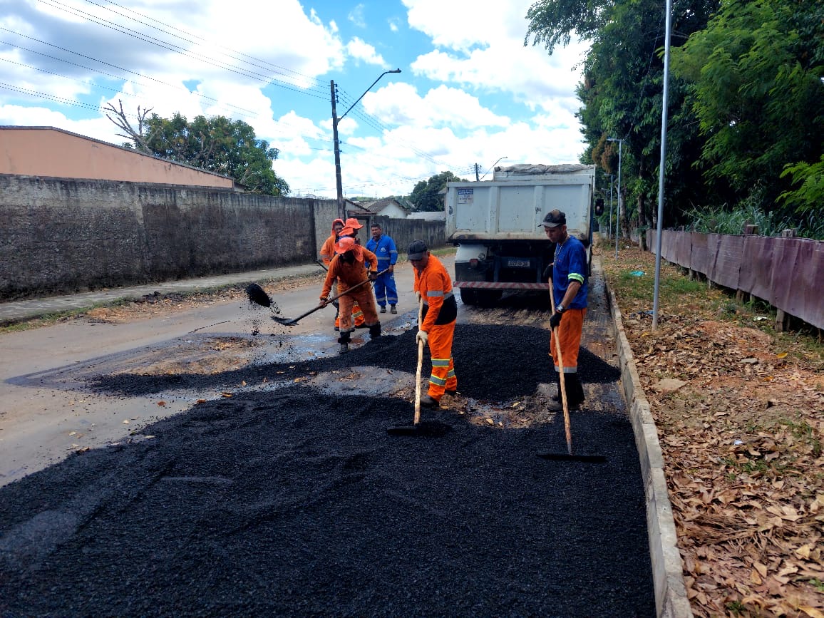 Prefeitura de Manaus avança com recuperação asfáltica e leva mais mobilidade e segurança ao bairro Planalto