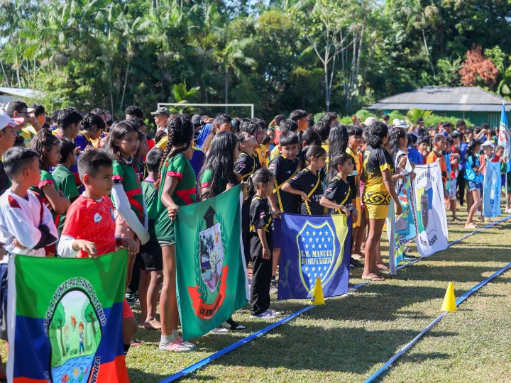 Esporte e integração reúnem cerca de 300 estudantes na 4ª edição da Municipíadas Ribeirinha da Prefeitura de Manaus