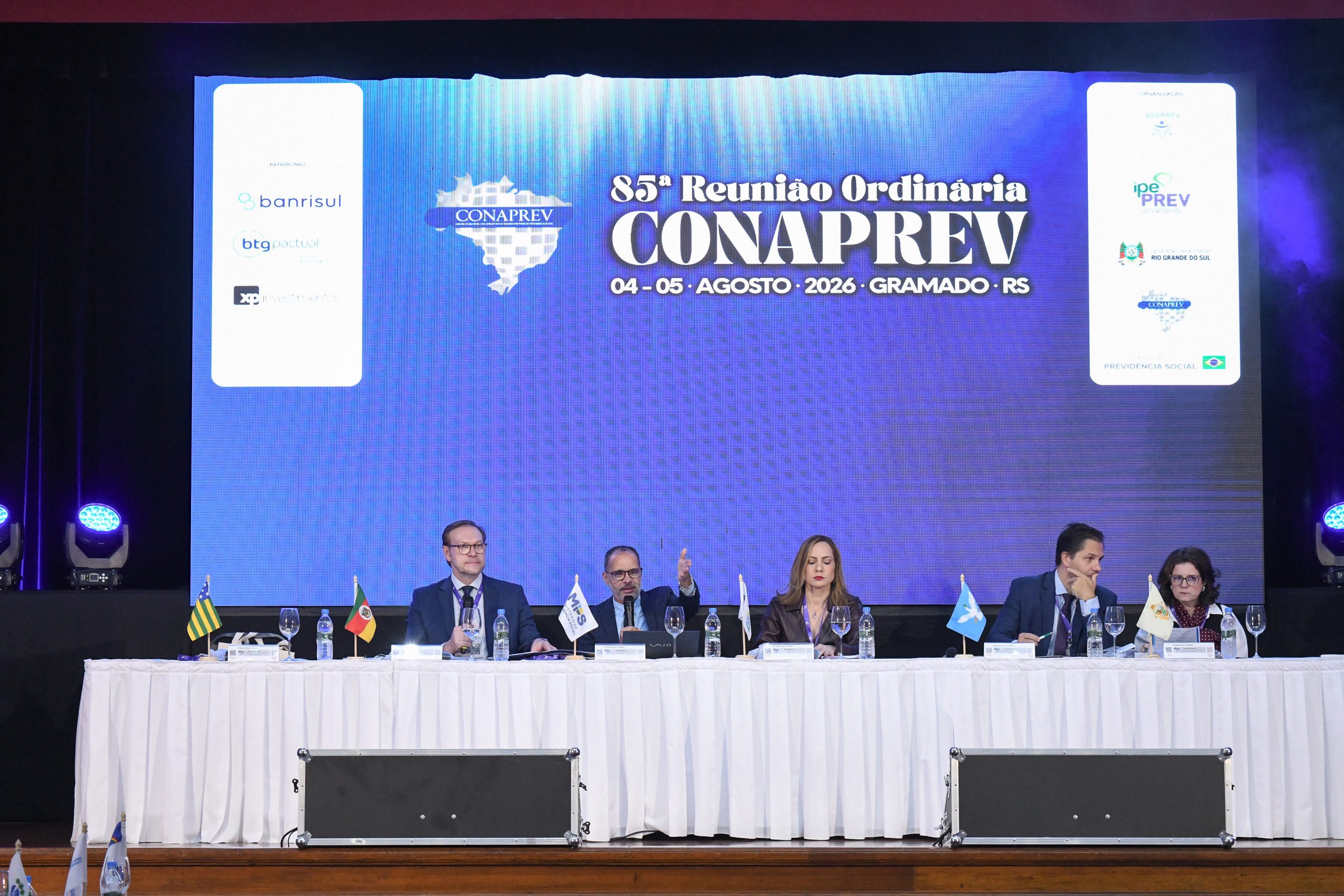 Manausprev contribui para o fortalecimento da gestão previdenciária em reunião nacional