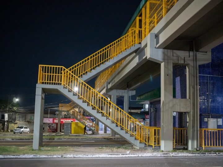 Prefeitura de Manaus revitaliza passarela da avenida Max Teixeira e amplia pacote de modernização da infraestrutura viária