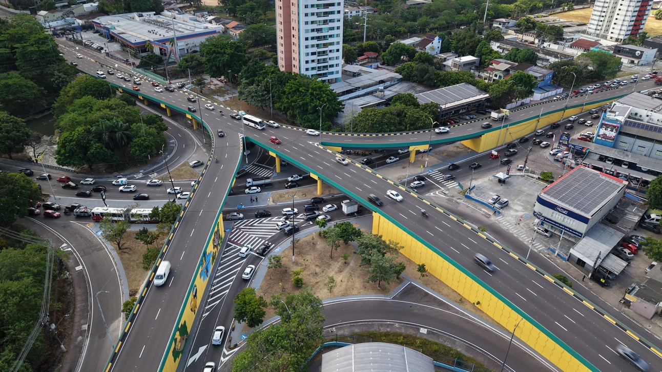 Prefeitura de Manaus intensifica modernização do viaduto Miguel Arraes com frentes simultâneas de obras