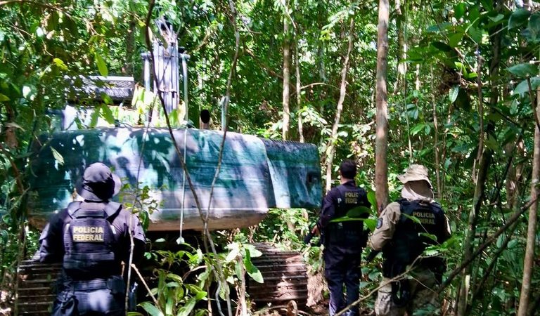 PF realiza operação de desintrusão e combate a garimpo em terra indígena no Pará
