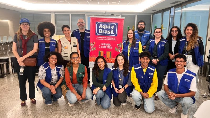 Voo com 115 brasileiros repatriados dos Estados Unidos chega a Confins